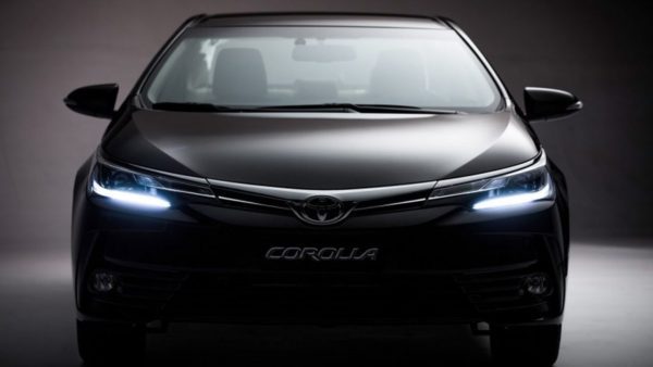 Новую Toyota Corolla 2020 засняли на дорожных тестах в США