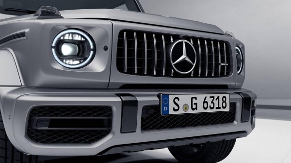 «Горячий» внедорожник Mercedes-AMG G63 получил «Ночной пакет»