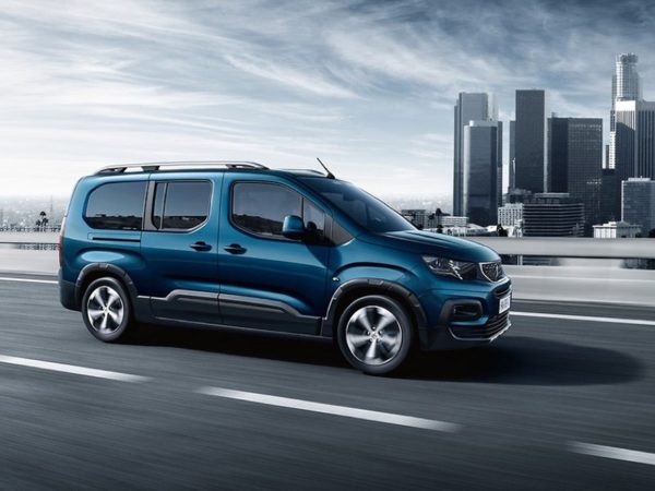 Peugeot официально представил «каблучок» Rifter