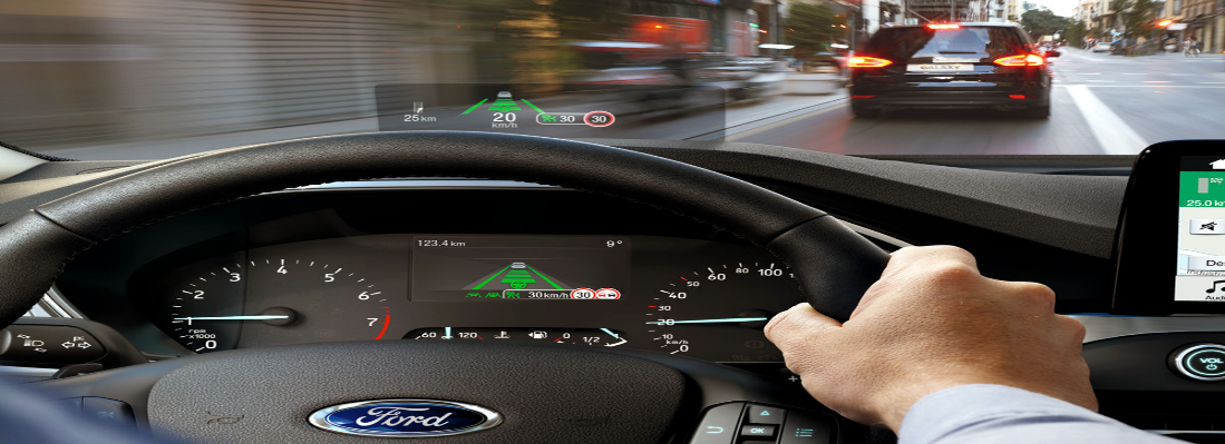 Теперь автомобили Ford с проекционным дисплеем